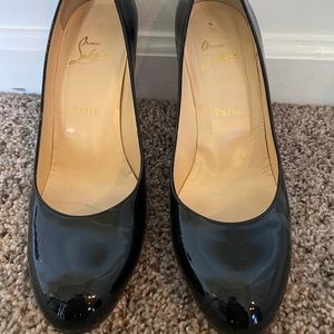 Christian Louboutin 👠